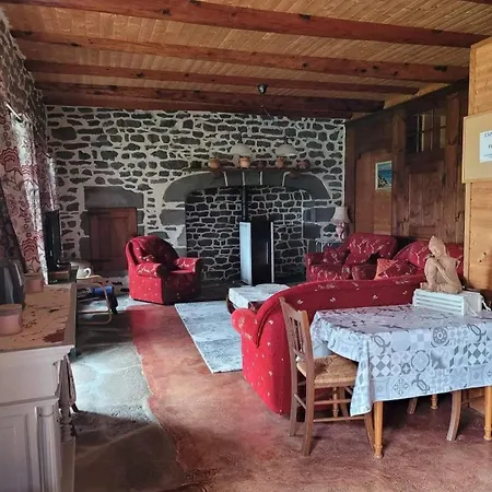 Holiday home Le Parsou Cussac (Cantal)